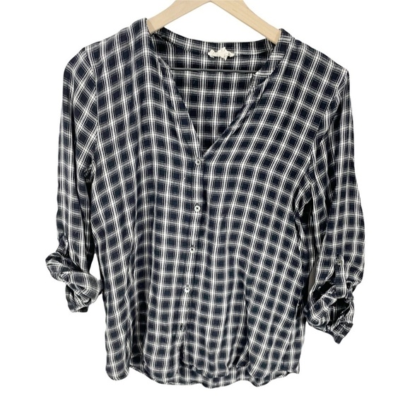 Soft Joie Black Plaid Pull Over Button Front Blouse Sz S - Picture 2 of 6
